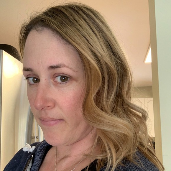 Meet your Posher, Mindy - Picture 1 of 1